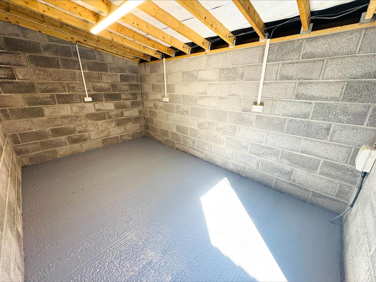 Graigwen, Llwynhendy, Llanelli, SA14 9PB